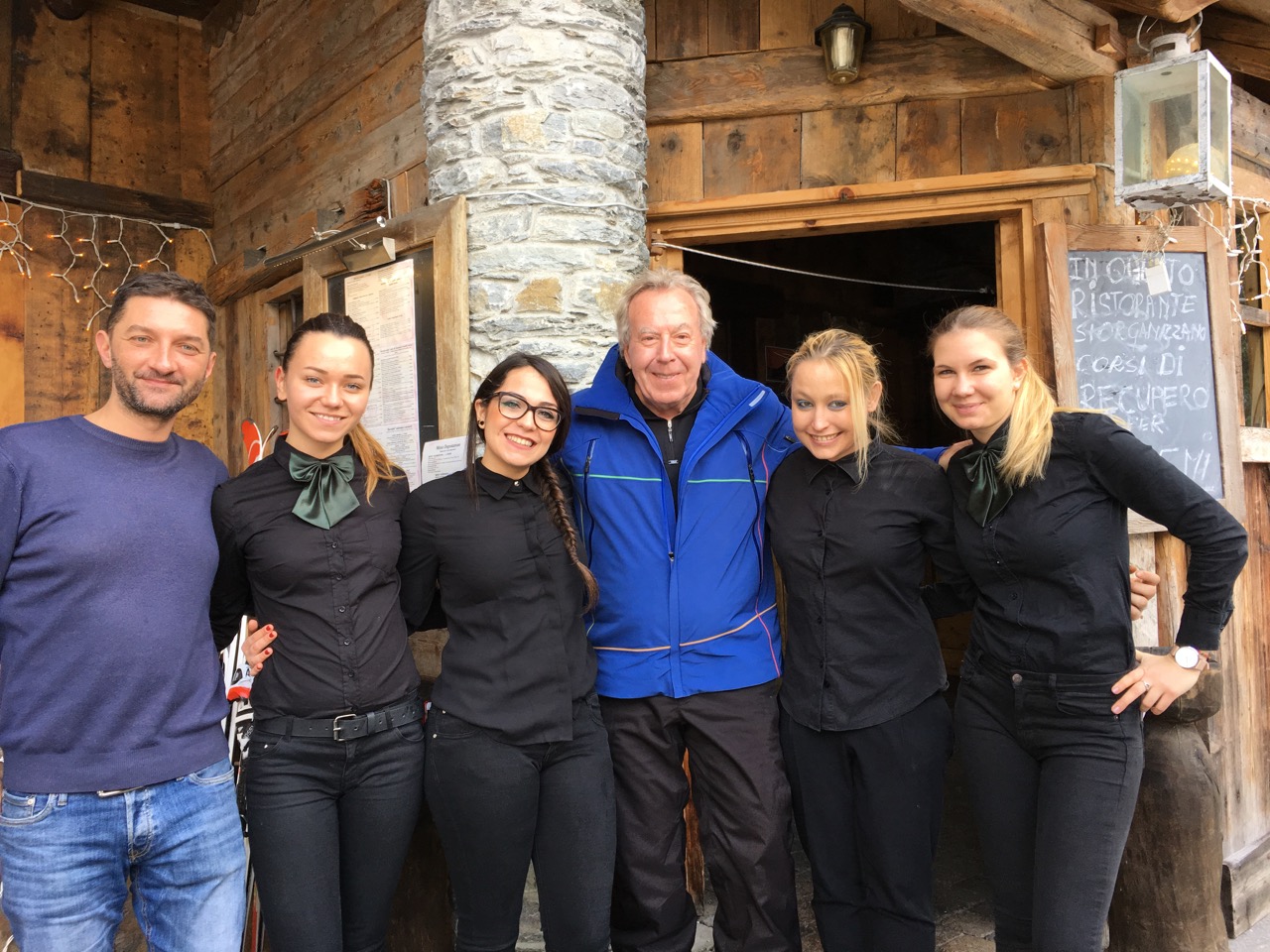 ... Idem au Coppapan, à La Thuile, où Gianni, Giorgio et leur commando de charme vous proposeront un somptueux menu Rosière.