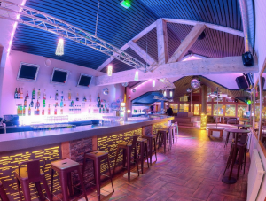 Le Moo bar, joli cadre pour animer l’après-ski...